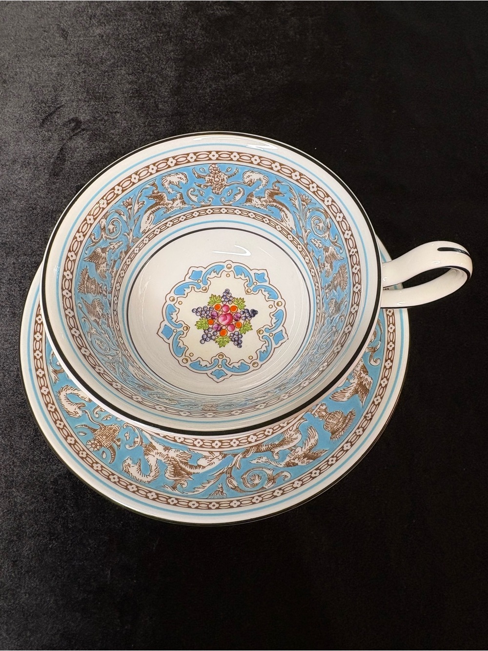 Wedgewood Florentine Turquoise Bine China Teacup and Saucer - Picture 2 of 6